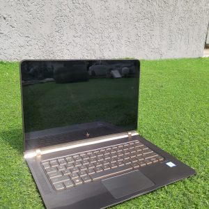 HP Spectre 13-v011dx Intel Core i7-6500U 8GB 512GB SSD