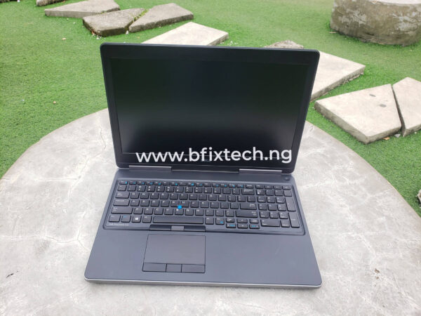 Used Laptops UK Dell Precision 7510 Nvidia Graphics Card