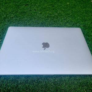 APPLE MACBOOK PRO 2017 CORE I7 16GB RAM 512GB SSD