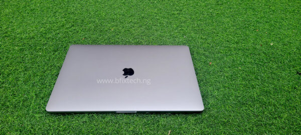 APPLE MACBOOK PRO 2019 USED LAPTOP UK